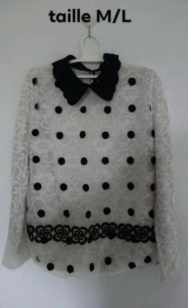 pull taille M-L avec manches dentelle w mouch transparent