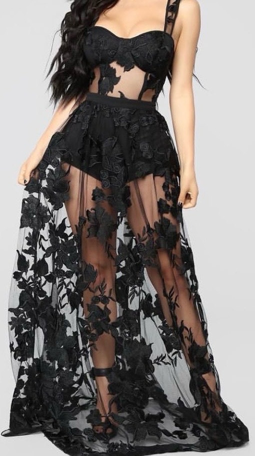 Robe noir guipure noir 