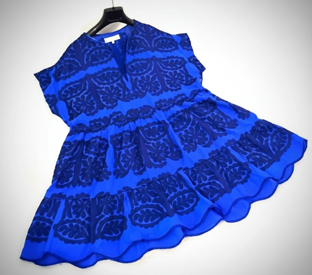 Robe ZARA brodé noir et bleu presque neuve 