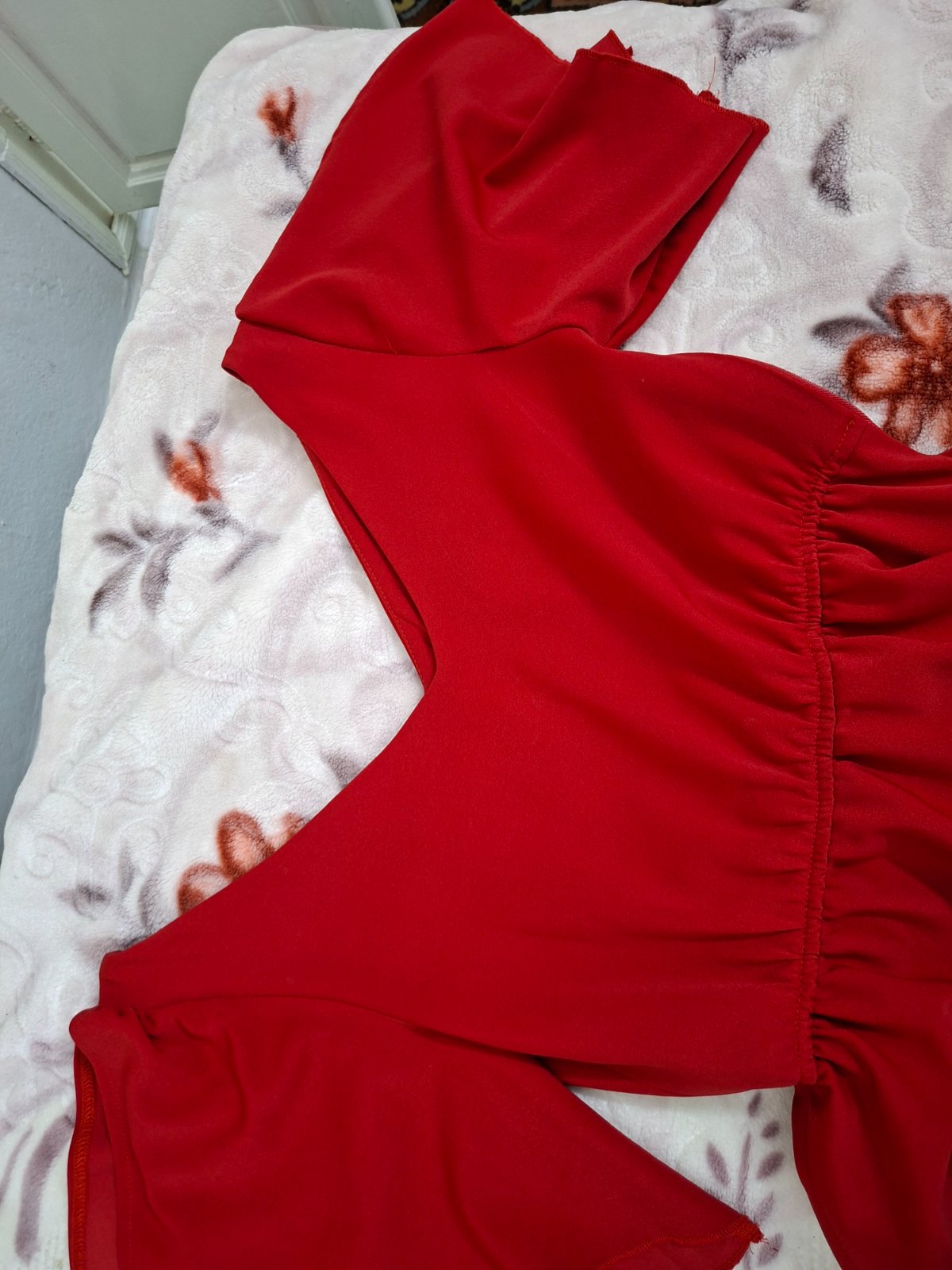 Robe rouge midi 