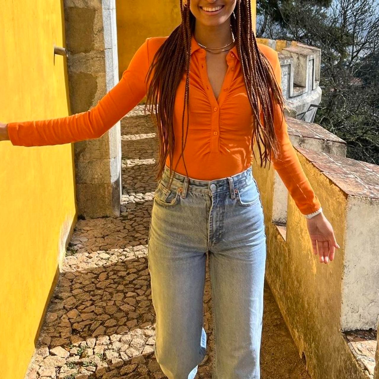 Body orange Zara avec des boutons
