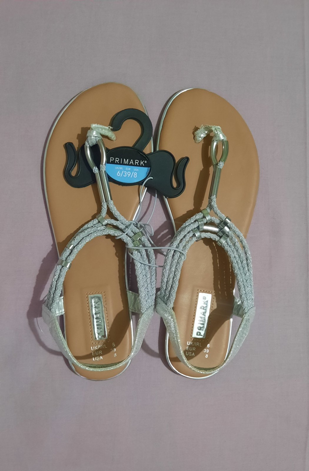 Sandales