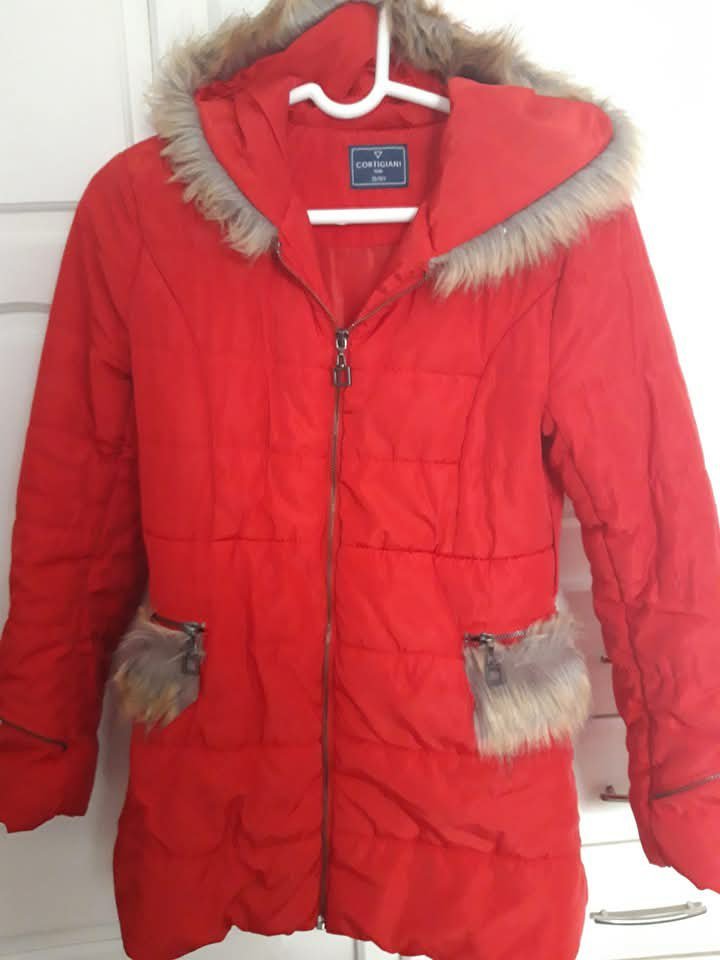 Manteau rouge