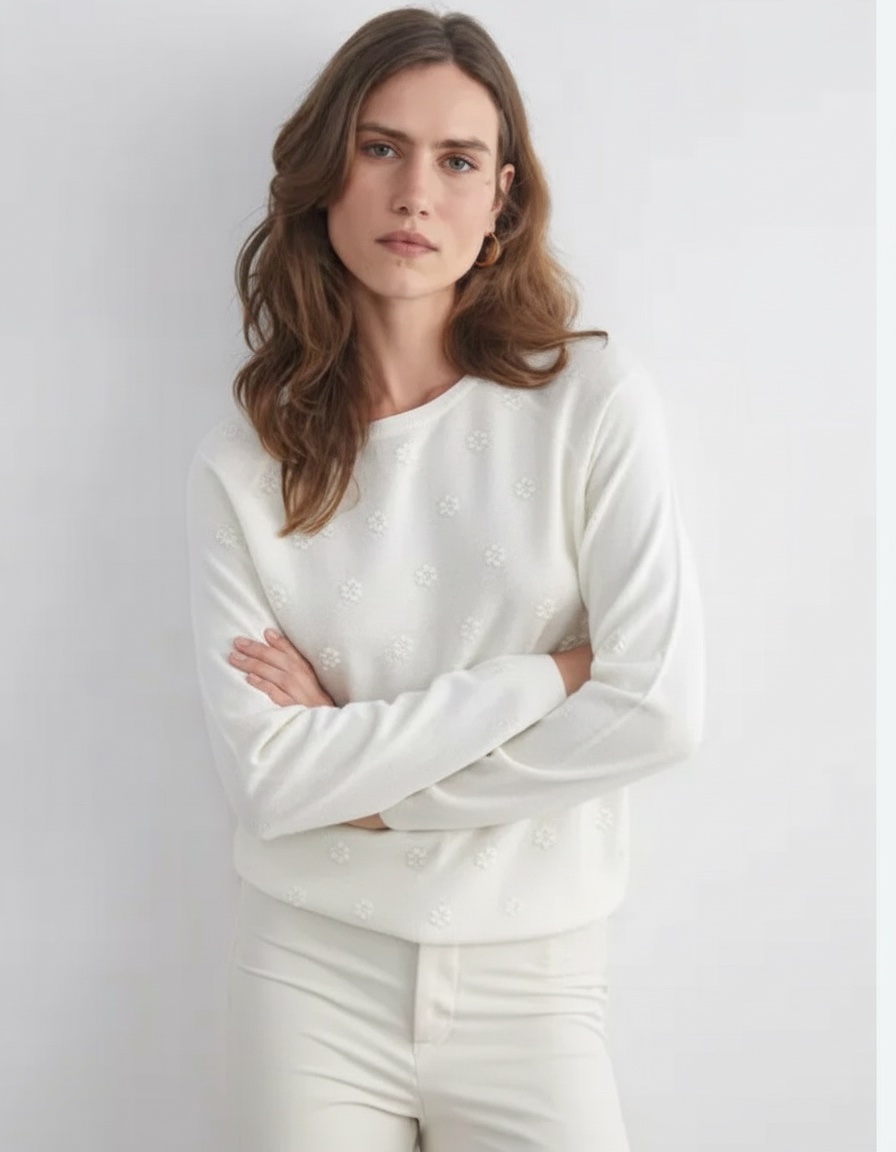 Pull blanc avec des petites fleures LC Waikiki 