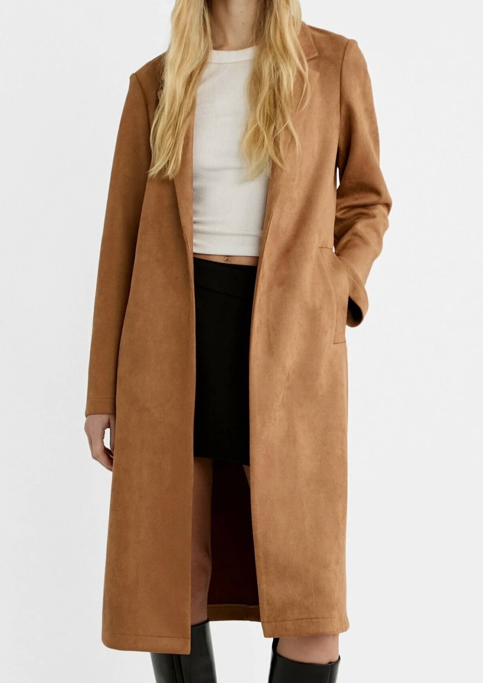 Manteau long effet daim (faux suede) de couleur marron/camel de la marque Zara.
