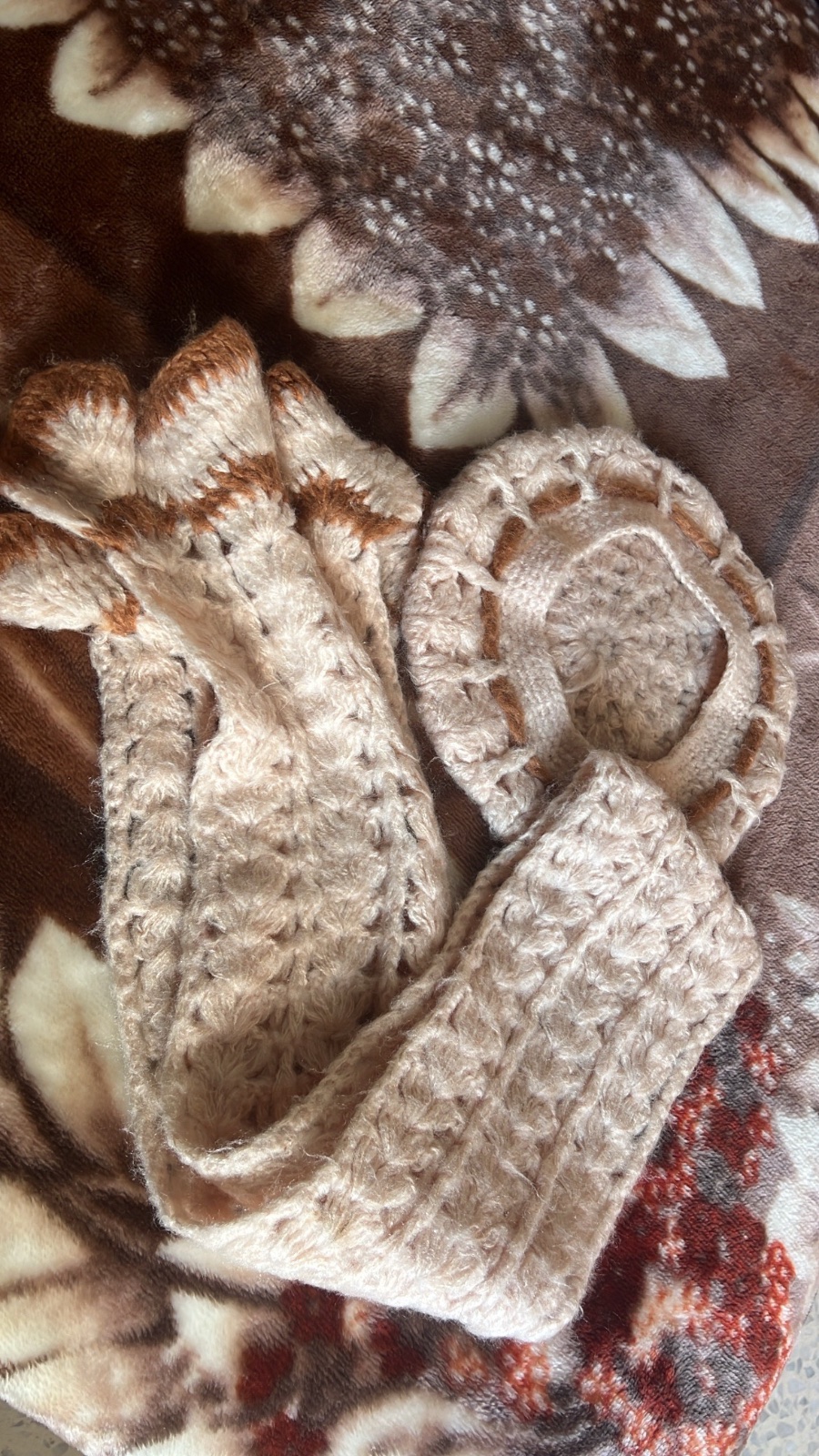 Bonnet et cache col en crochet