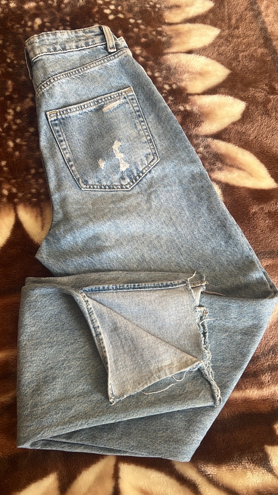 Pantalon super taille haute avec des fentes latérales 