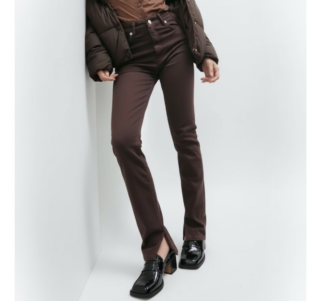 Brand new Zara 90s Slim with Split Hem