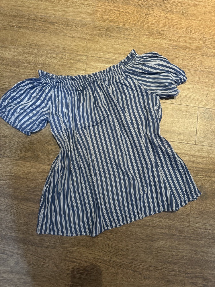 Haut Off shoulder 