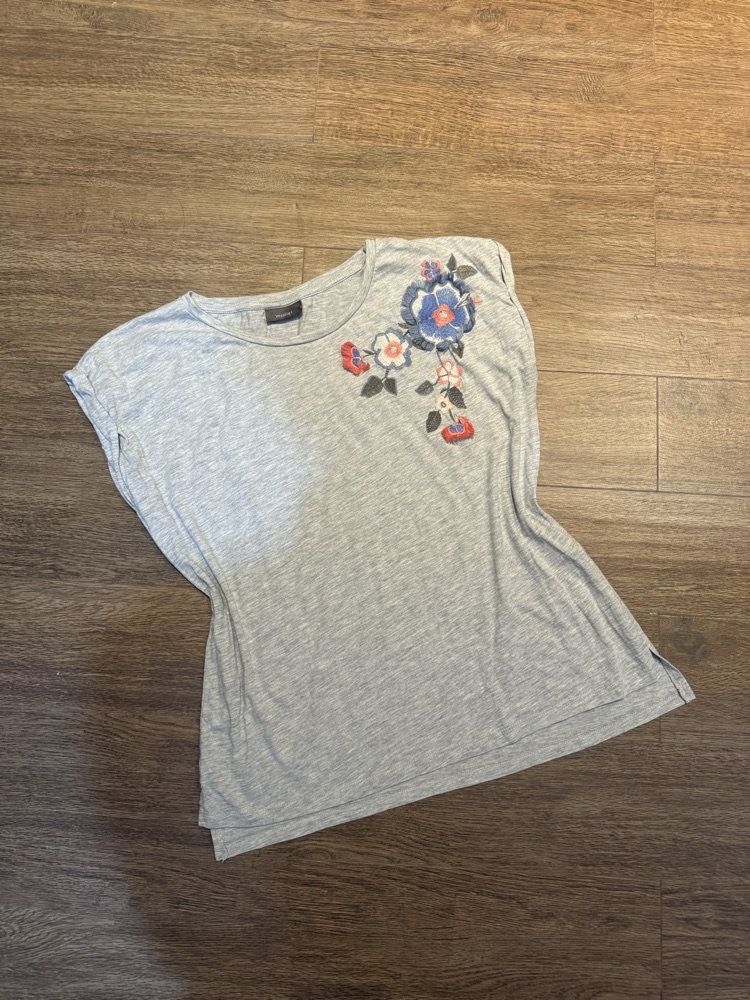 Pull gris Brodé