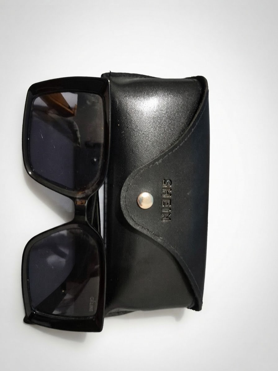 Des lunettes 