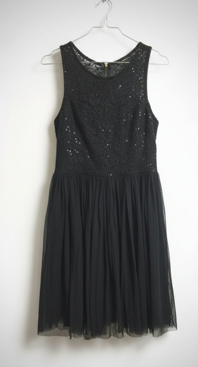 Robe noir sexy 