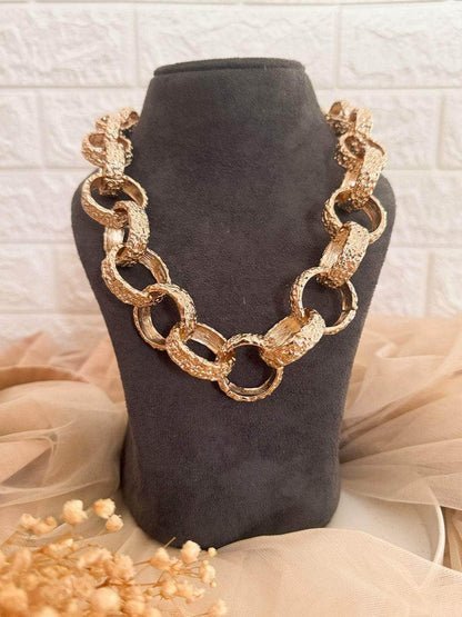 Collier doré 