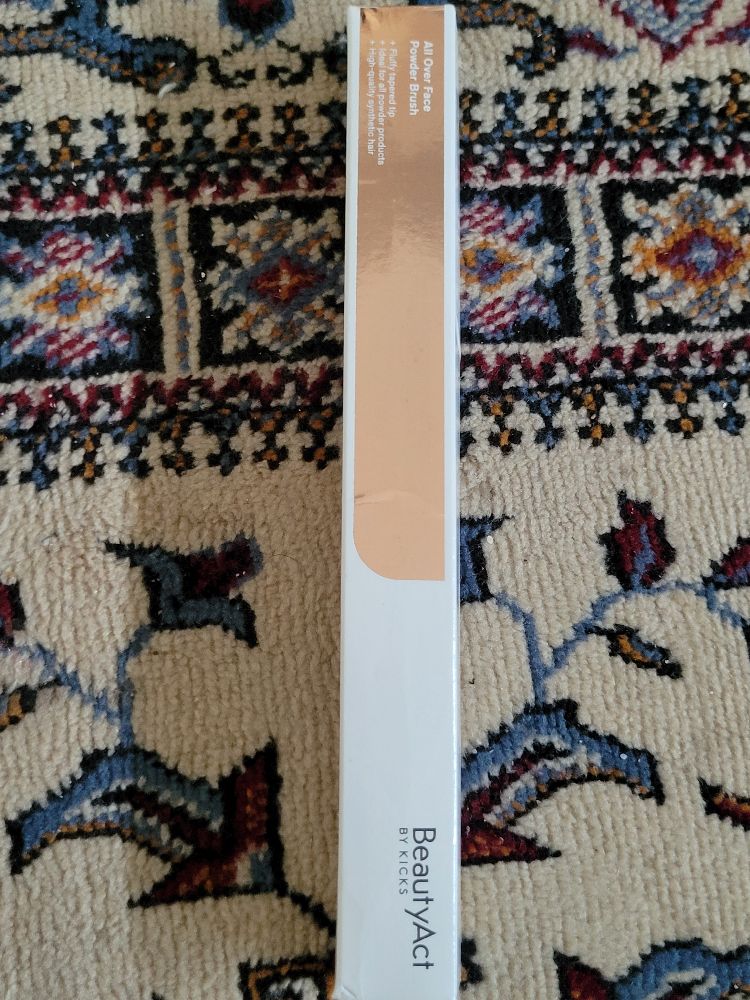  all over face powder brush beaut yact by kicks