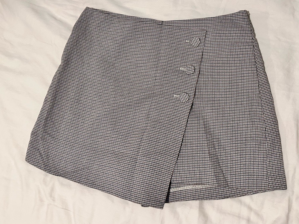 Jupe short boutons