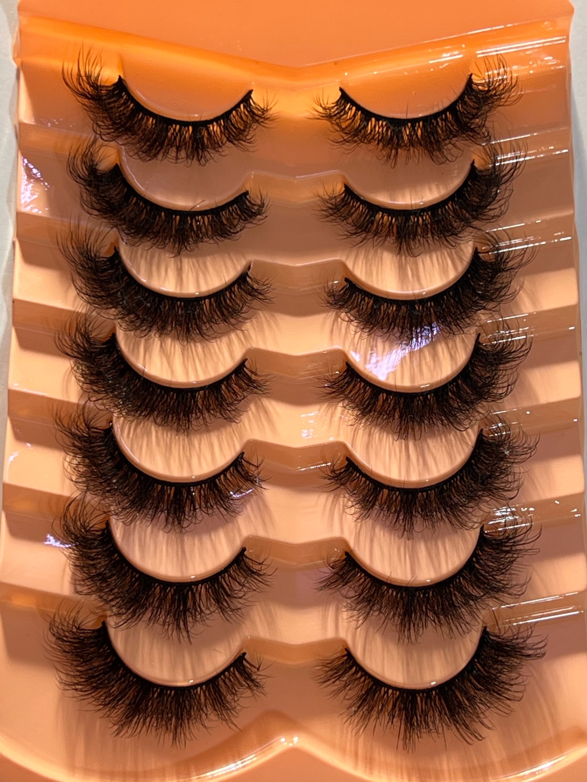 Faux cils