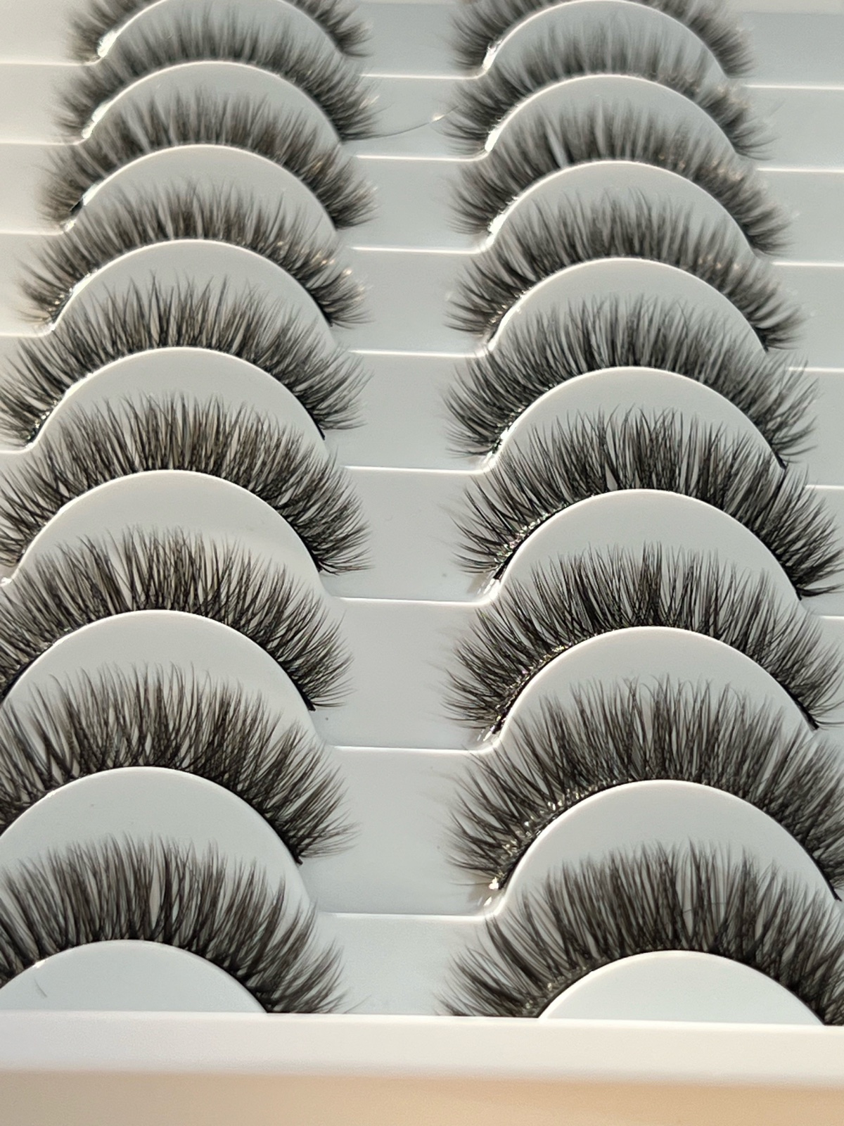 Faux cils
