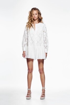 .robe broderie en  anglaise 100% couton 