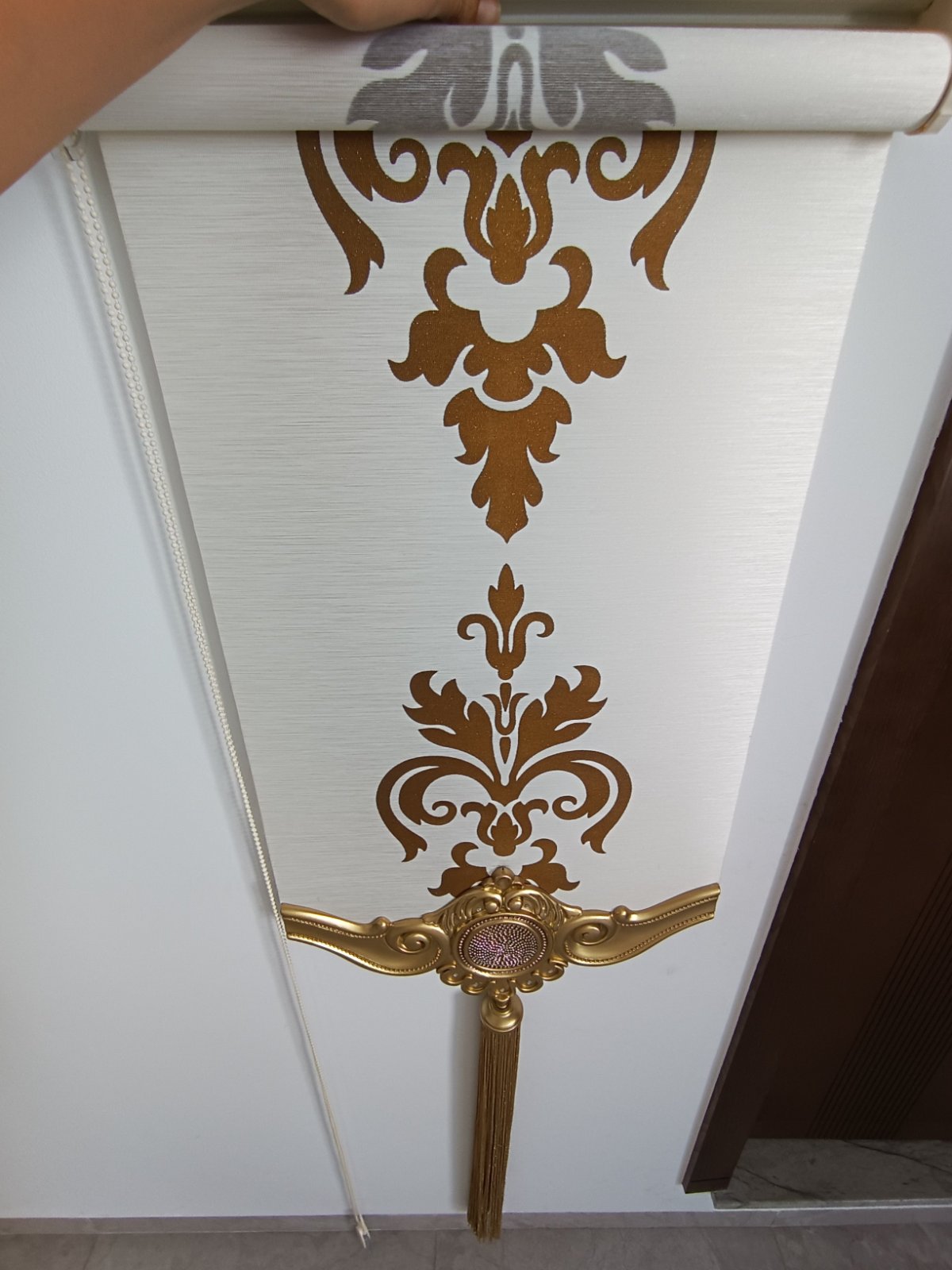 Un store enrouleur décoratif