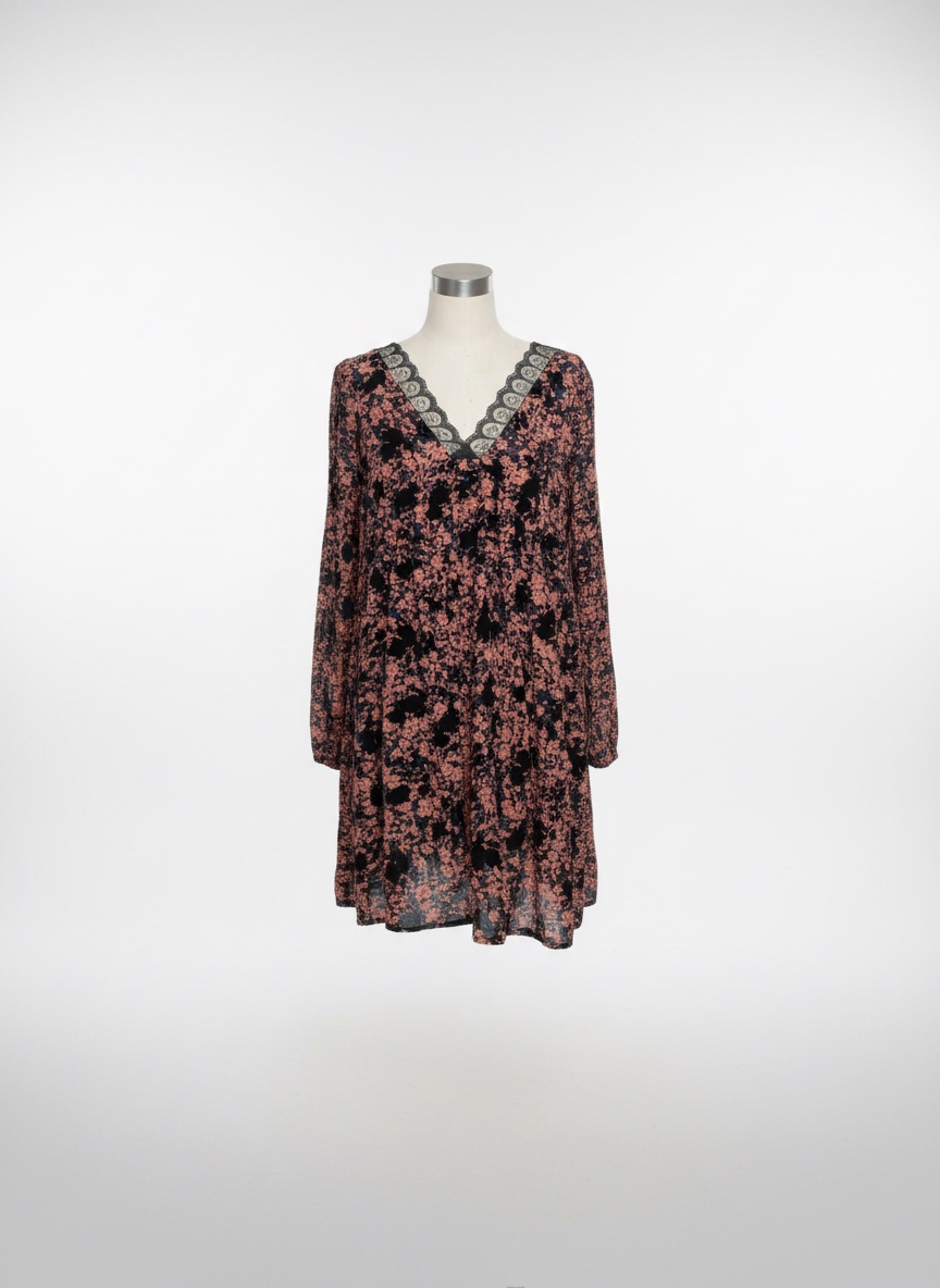 Jolie robe courte lili rose paris