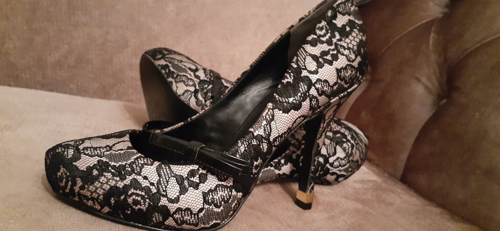 Chaussure  soirée  Guess  pointure 39👠authentique👠