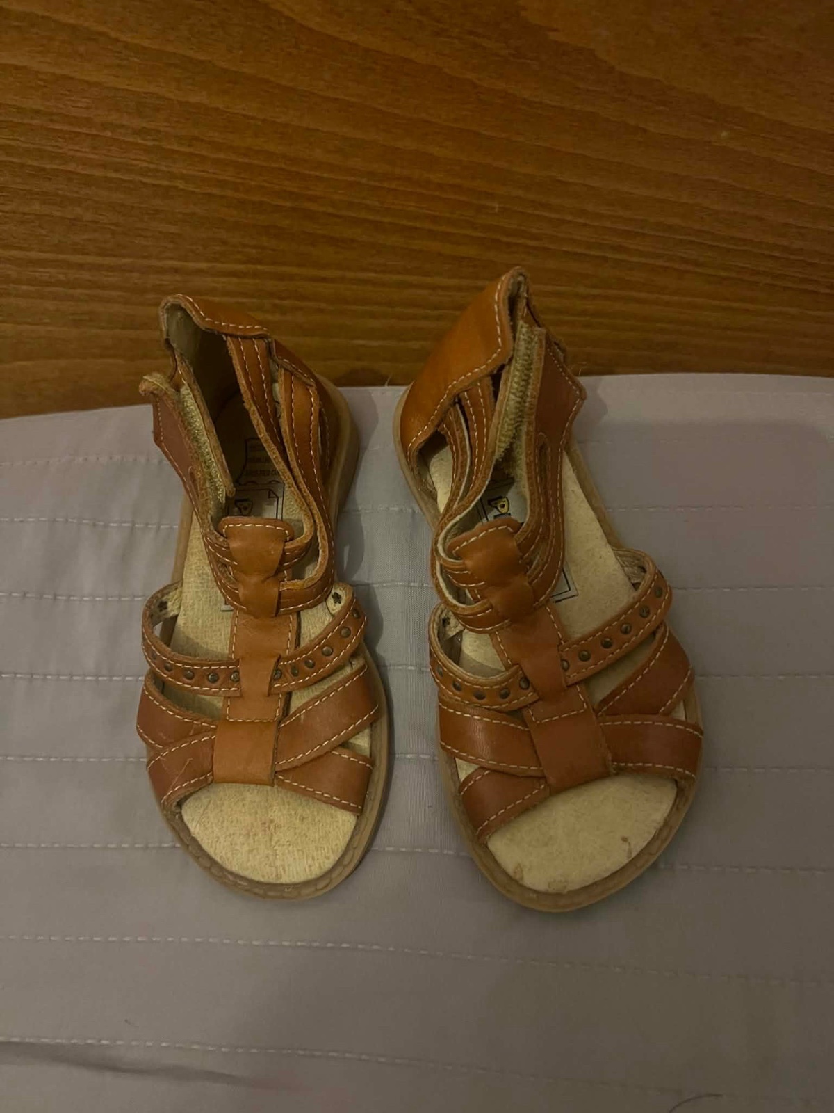 Sandales vrai cuir de la marque pimo