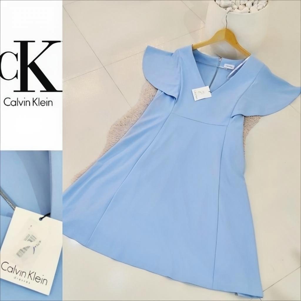 Calvin Klein bleu ciel neuve 