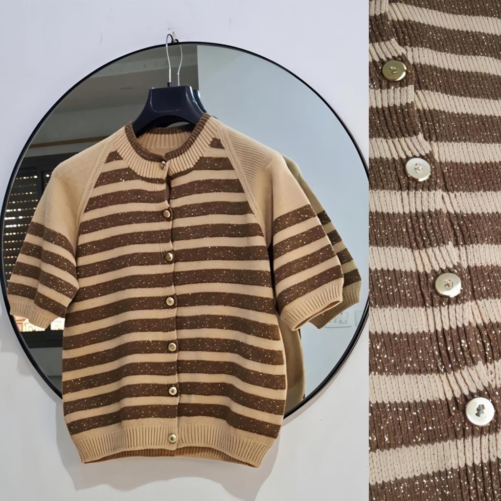Cardigan en laine boutonnage doré neuf