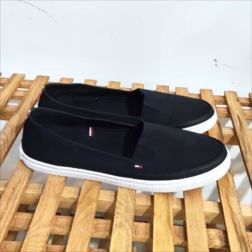 Tommy Hilfiger neufs 