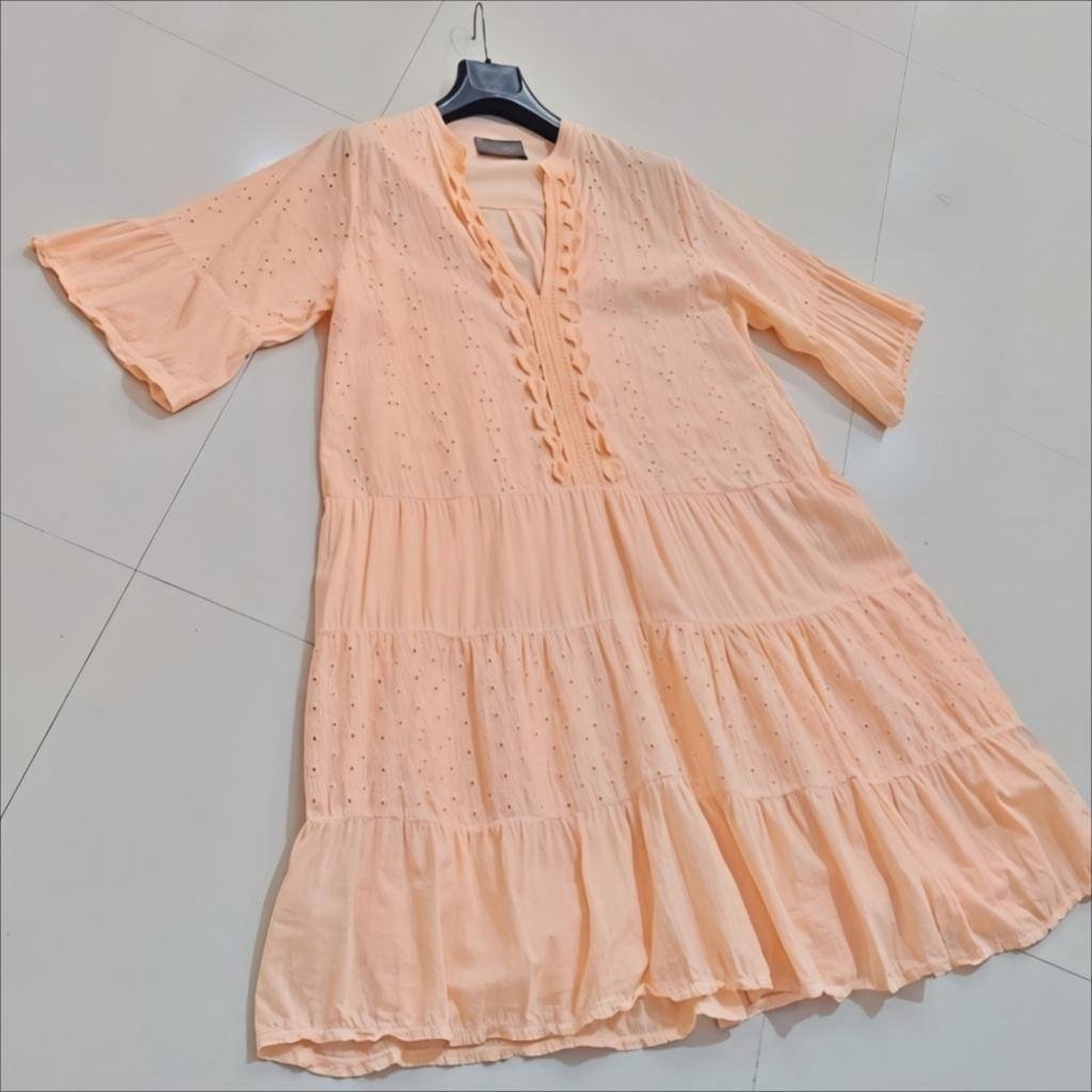 Sublime robe Corail broderie anglaise neuve 