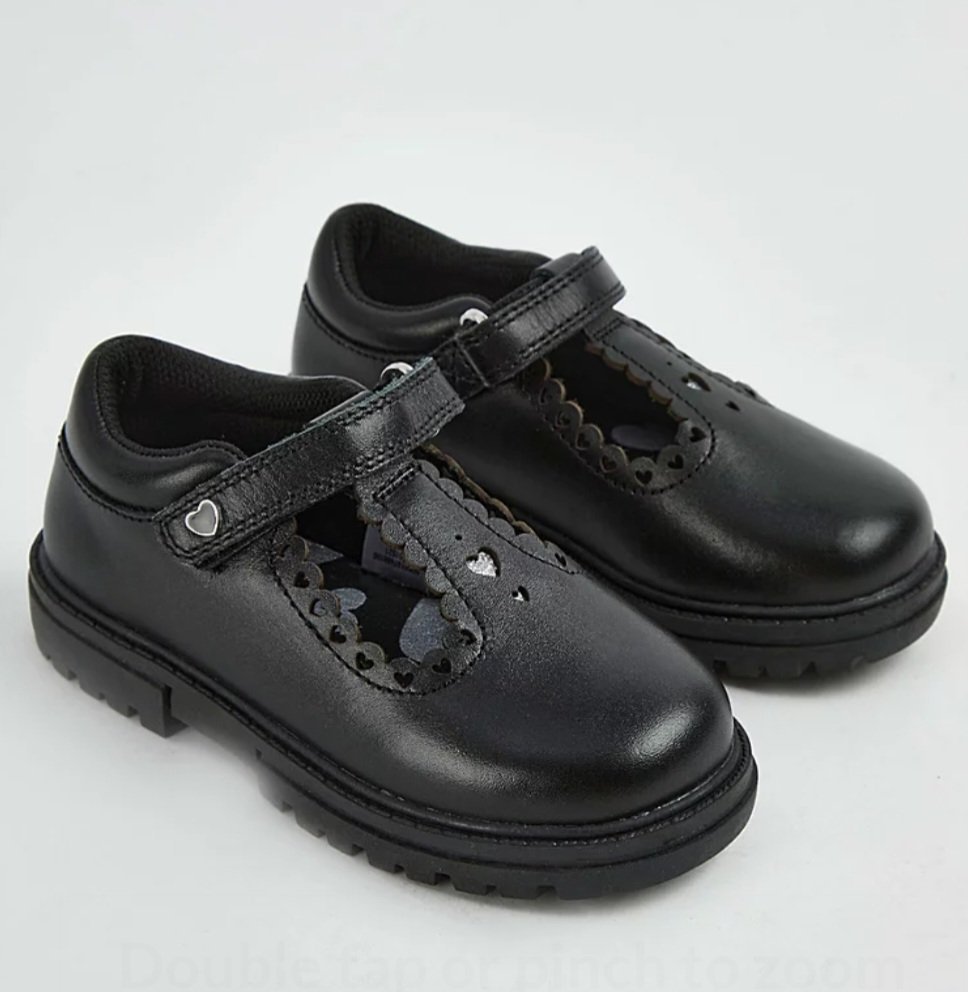 Chaussures noir pour petite fille 