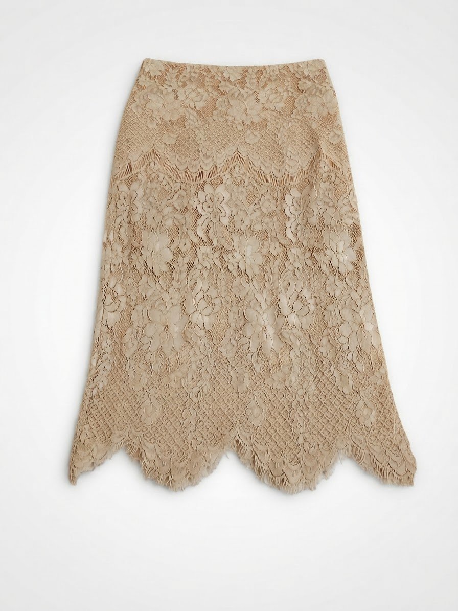 Jupe  beige en dentelle 