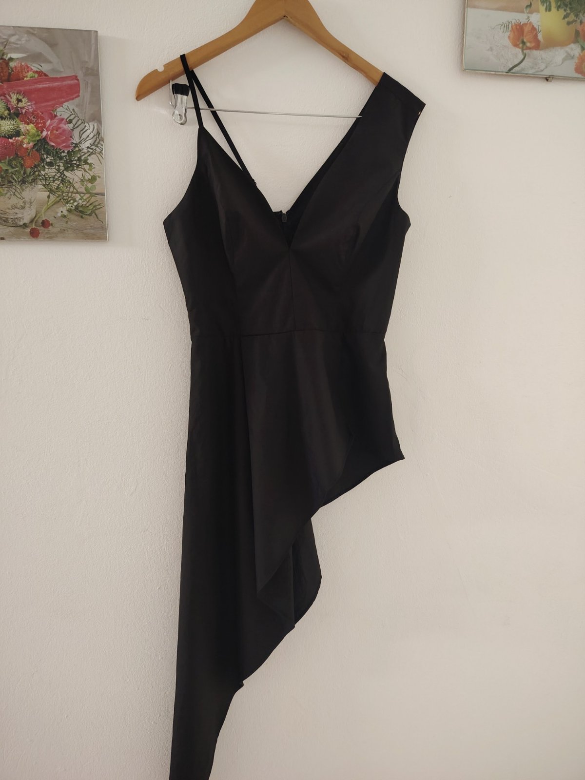 Haut asymétrique fashion nove taille m