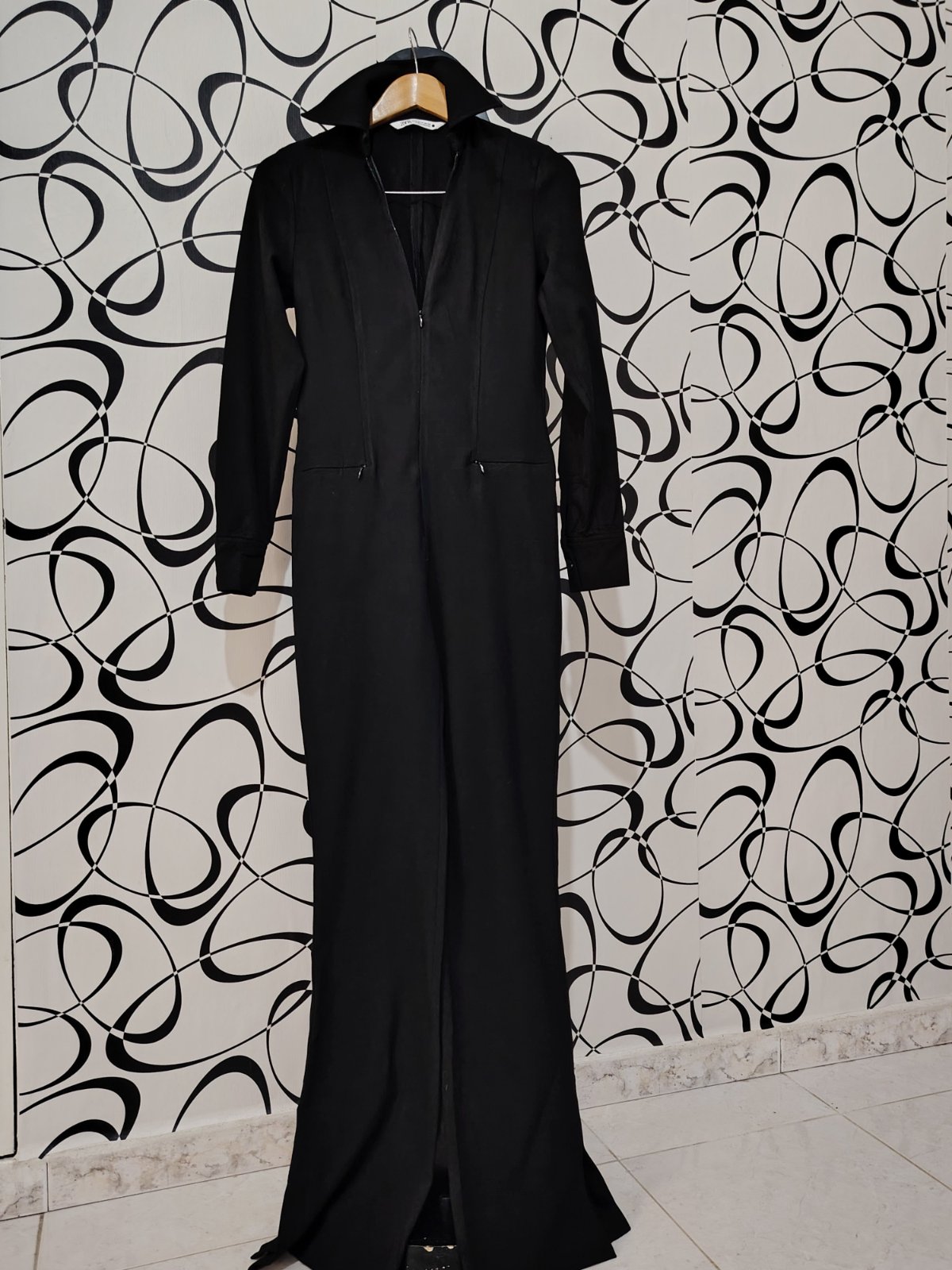 Combinaison longue de la marque Zara taille m