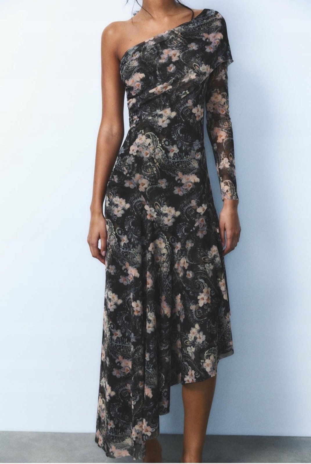 Robe Zara asymétrique taille s 