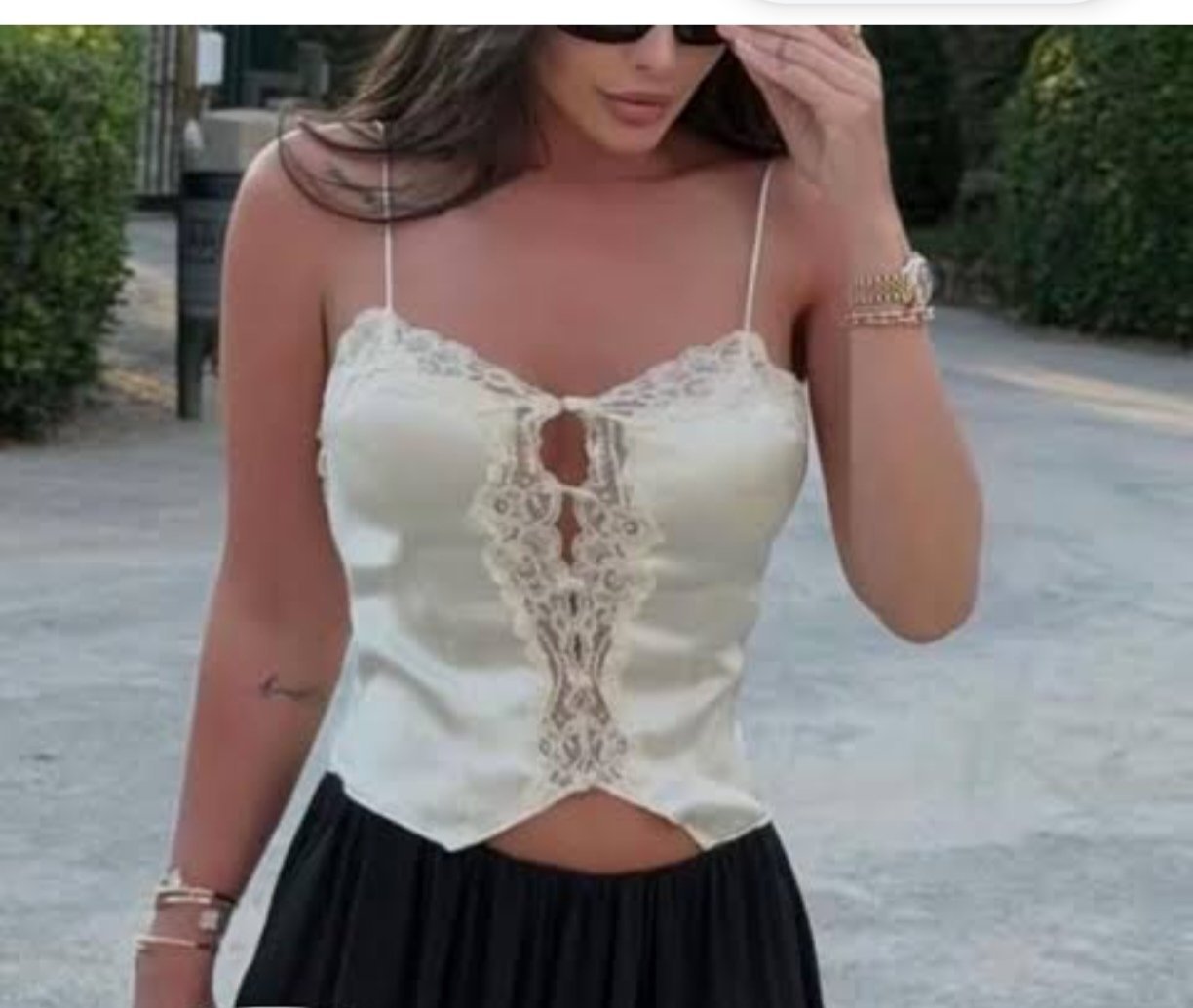 Débardeur en satin de soie et dentelle taille s