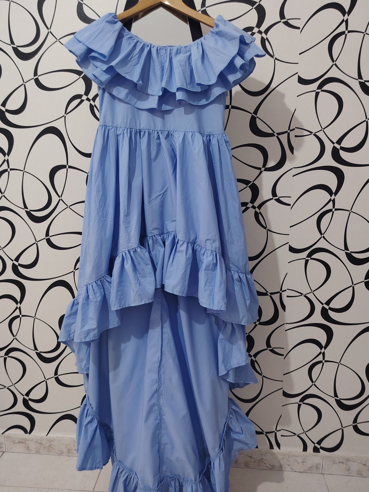 Robe shein jamais porté pour fil'e 14 /15 ans 