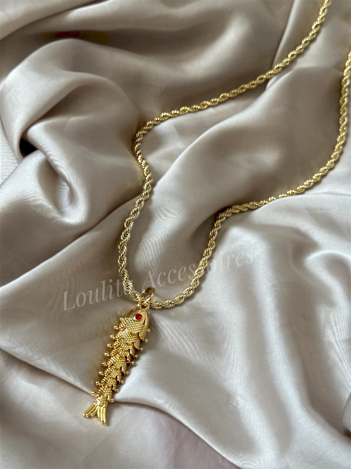 Long collier poisson 