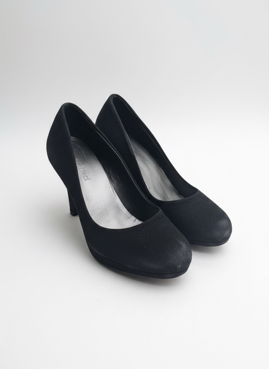 Escarpins noirs élégants à talon moyen effet daim