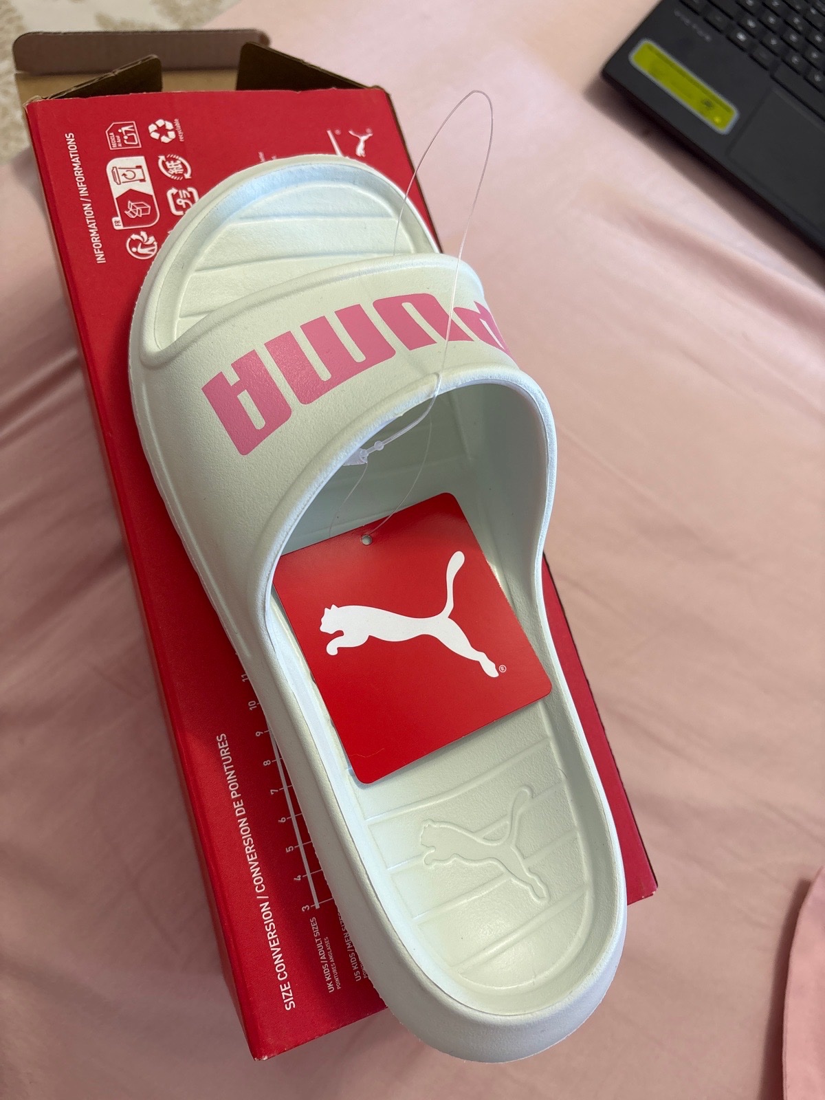 Puma neufs avec etiquettes