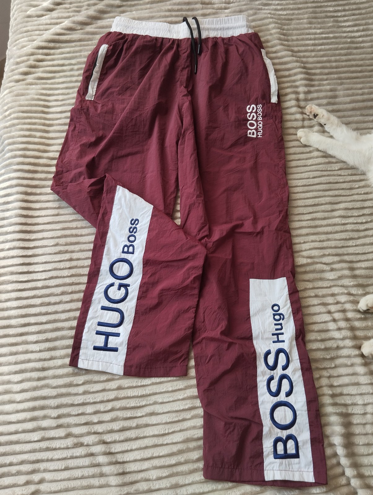 Pantalon sport burgandy blanc a logo HUGO BOSS