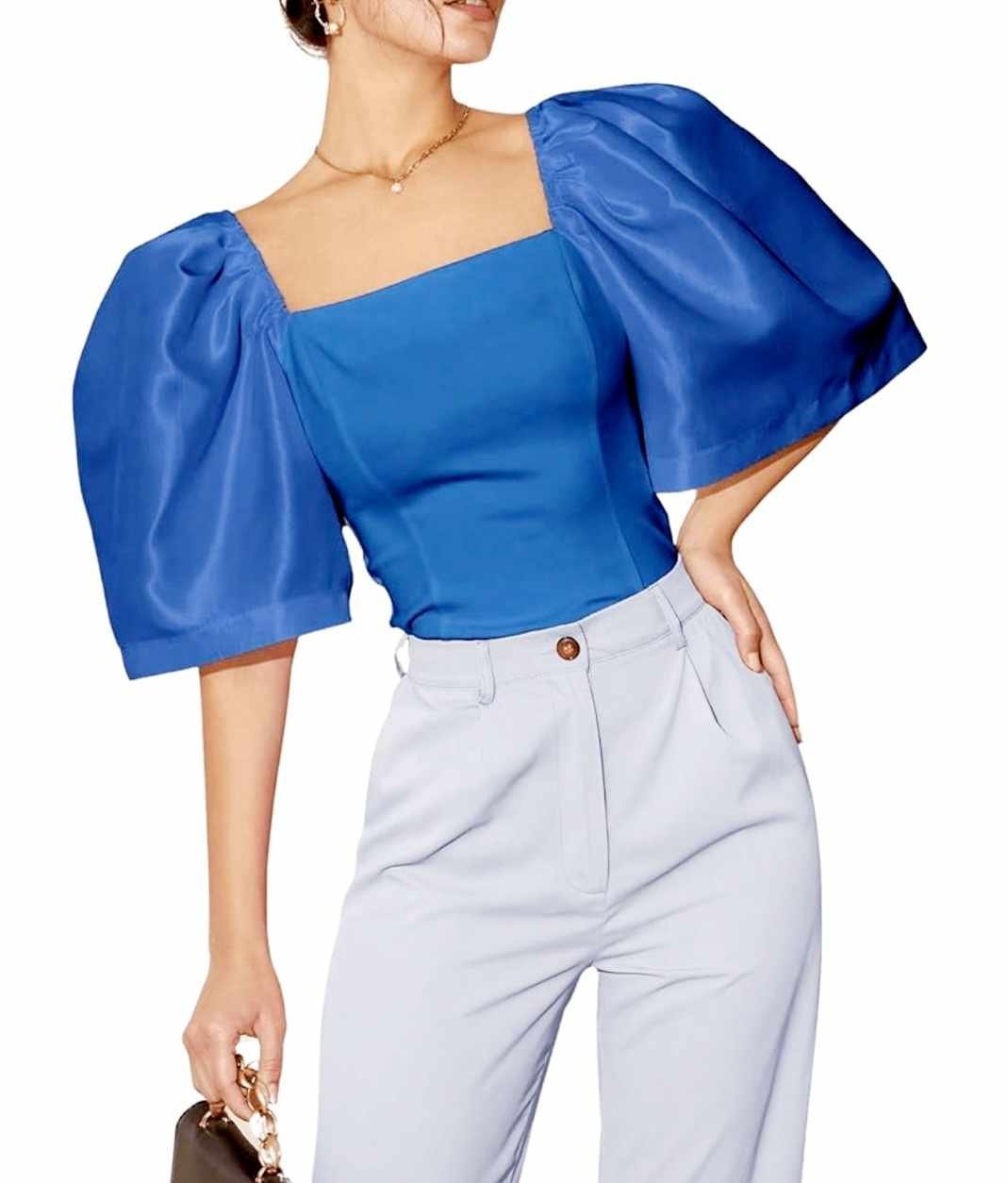 Pull bleu roi a gros manches satinées