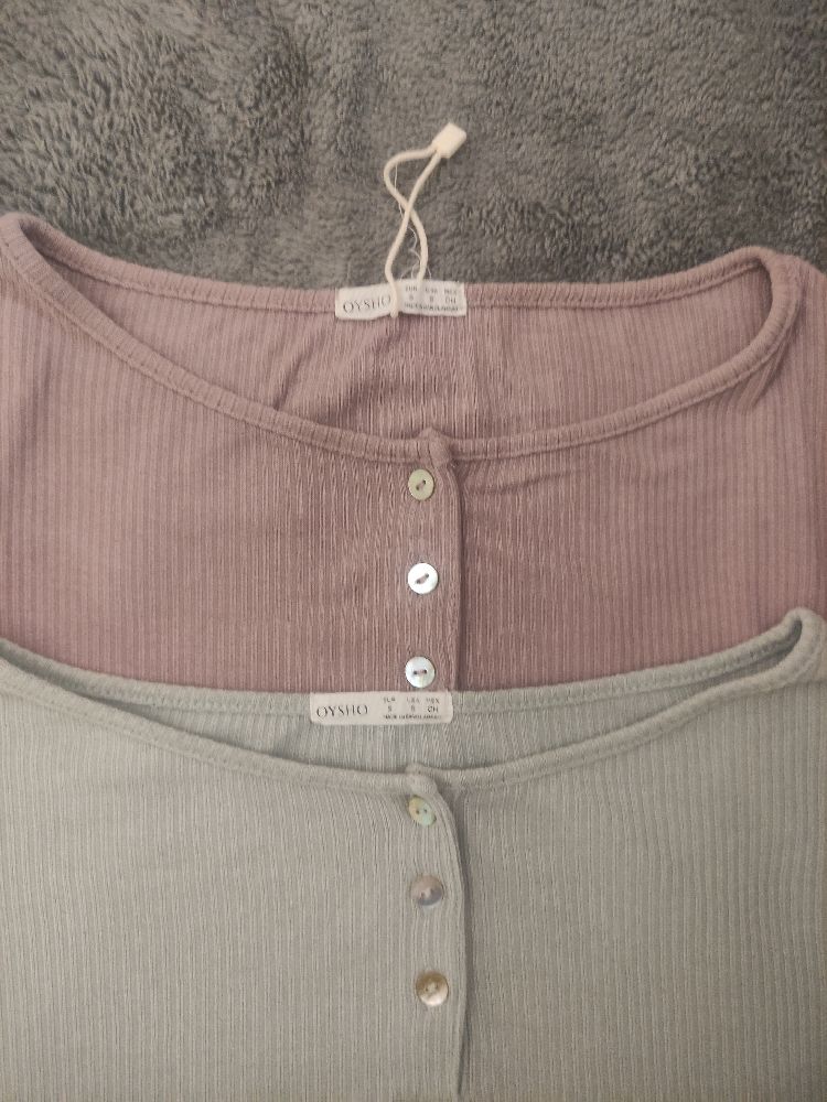 Deux pulls crop oysho