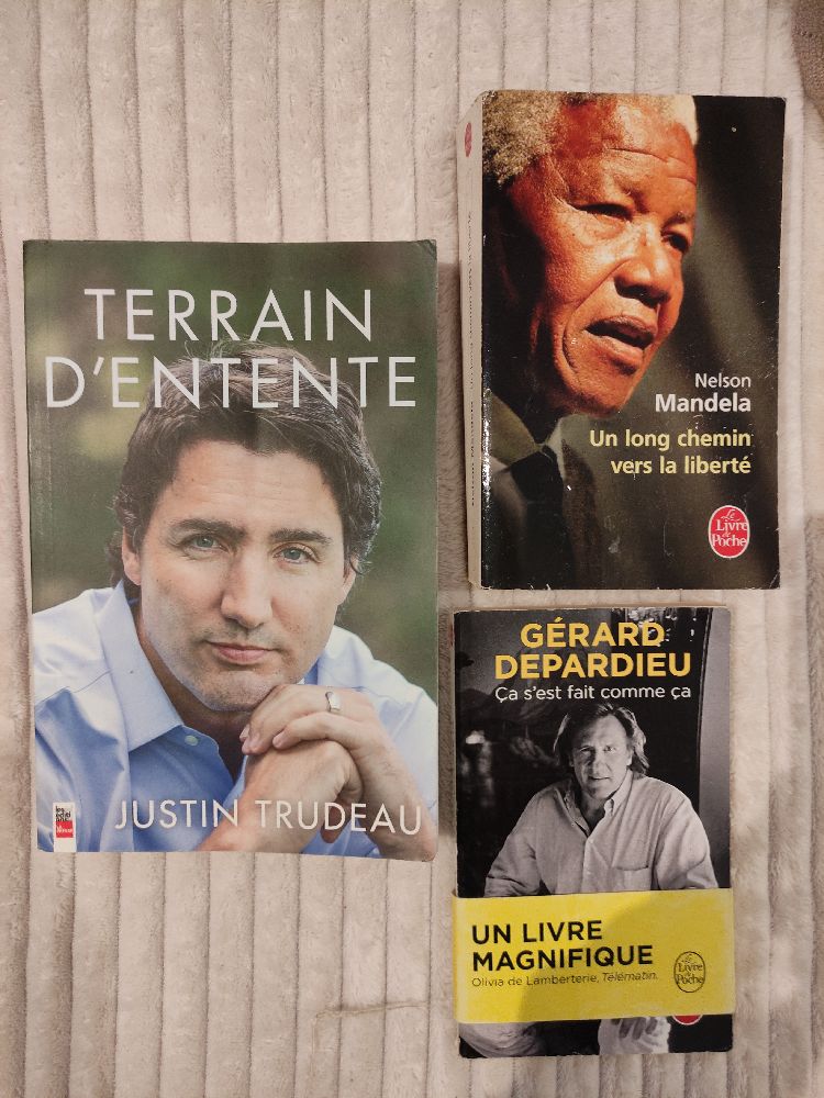 3 livres biographie 