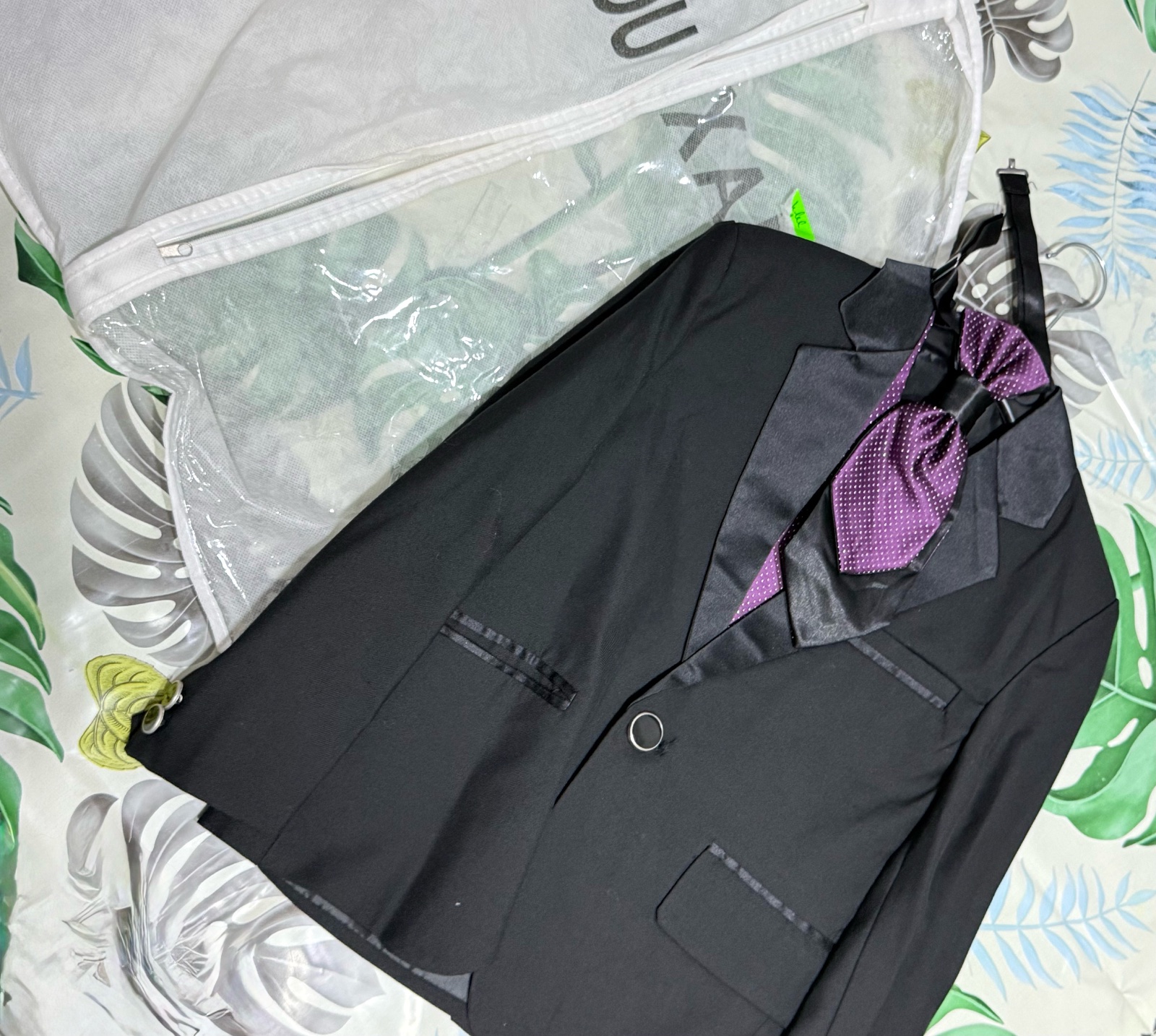 Veste + gillet + cravate garçon