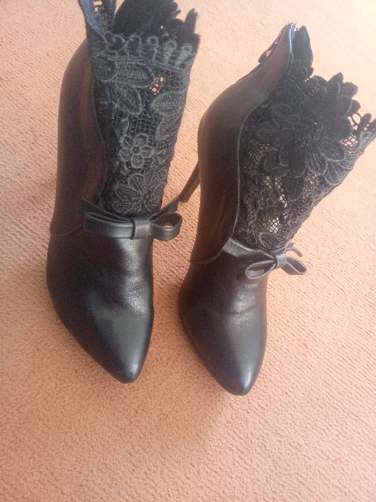 demi botte noire 