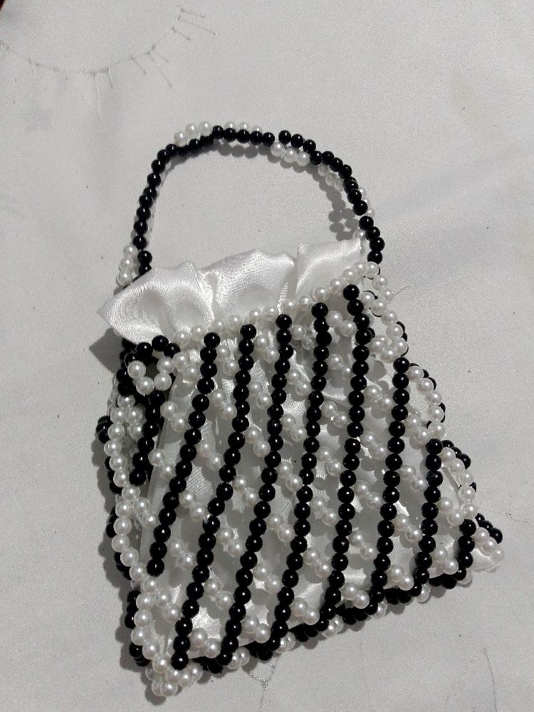 Sac perle noir et blanc