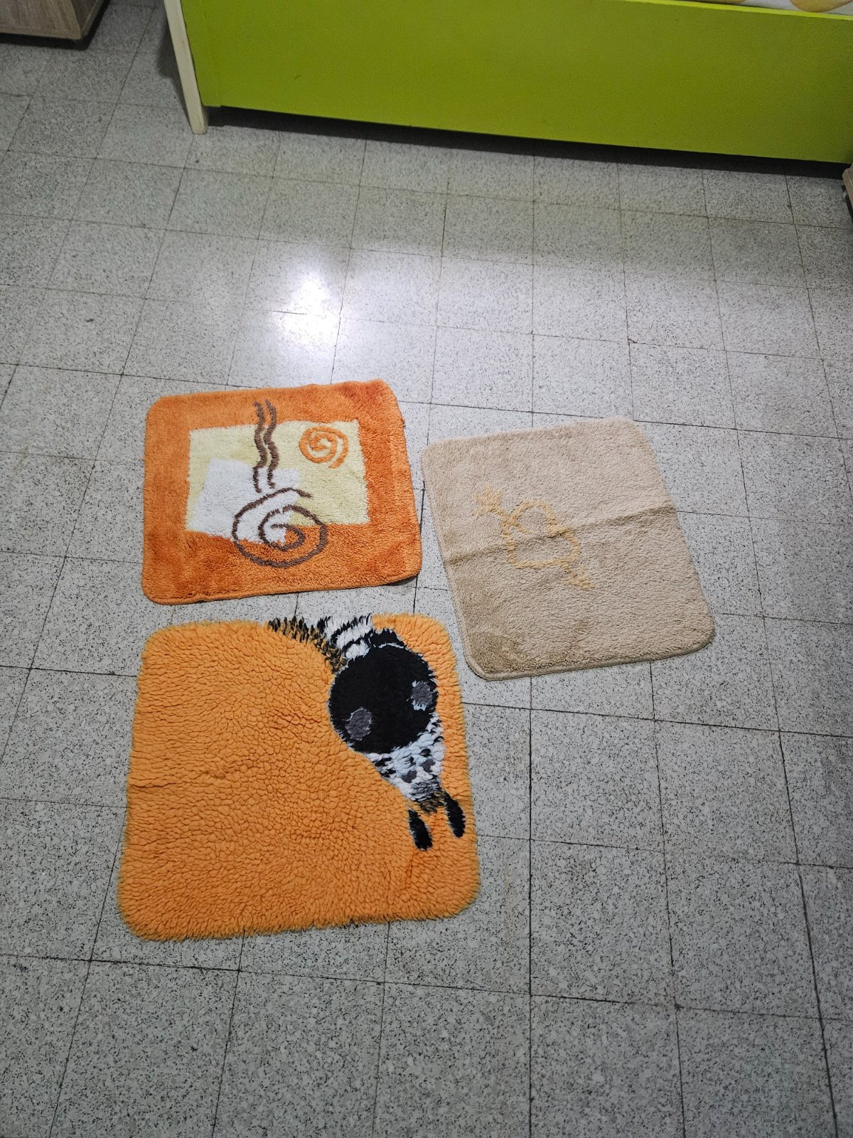3 tapis cary