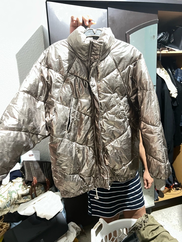 un manteau doré