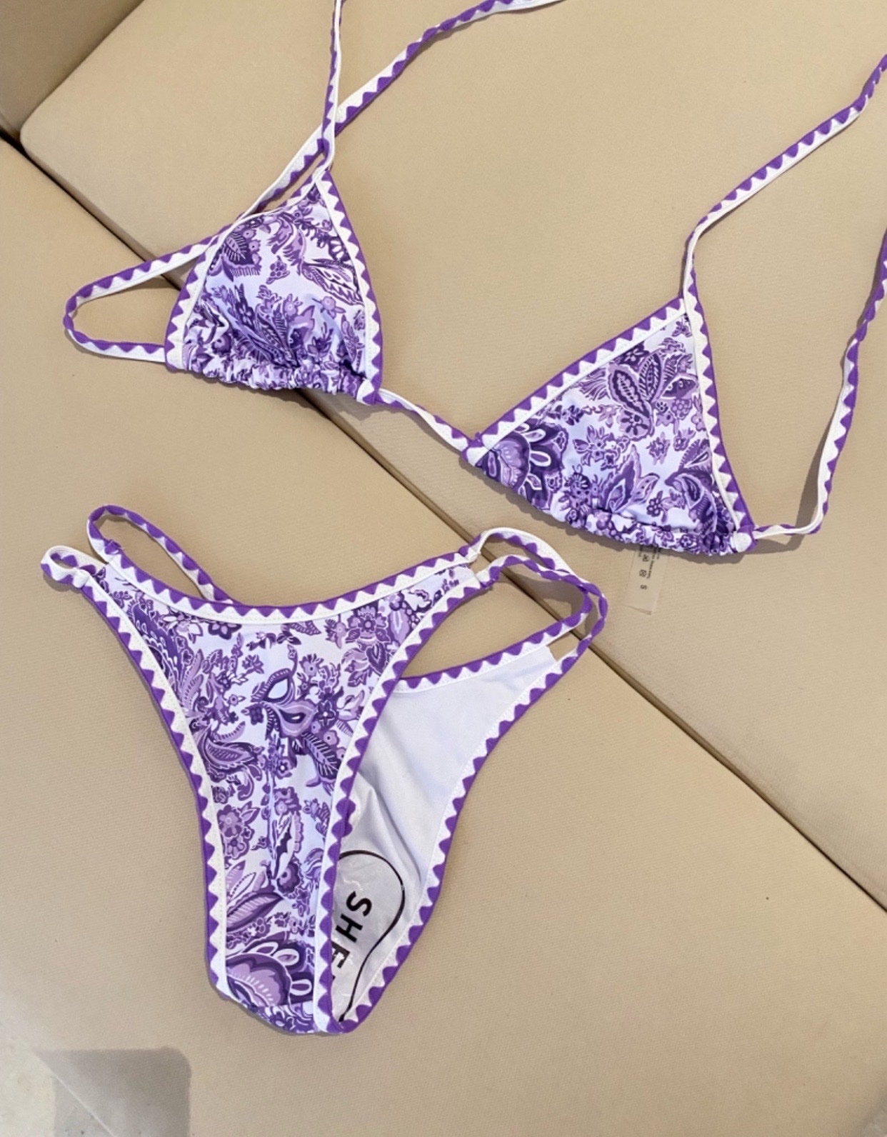 Bikin violet neuf